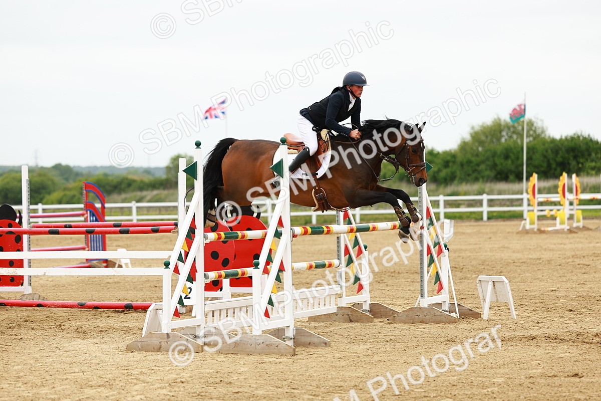 SBM_001052 - Class 5 - Senior Foxhunters - 1.20m
