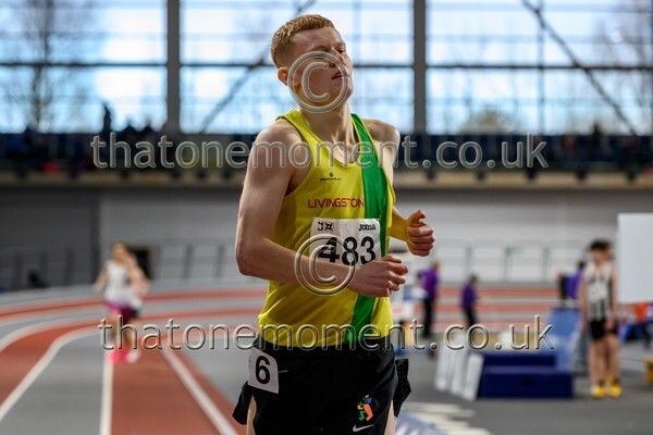 AgeInd25SAT-910809 - Track Male