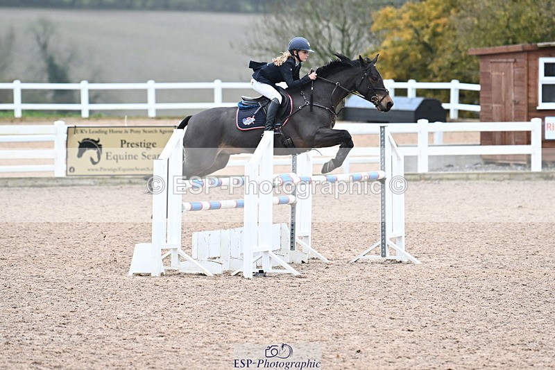 231118A-135139-03175 - Cls 9 Foxhunter & 1.10m Open