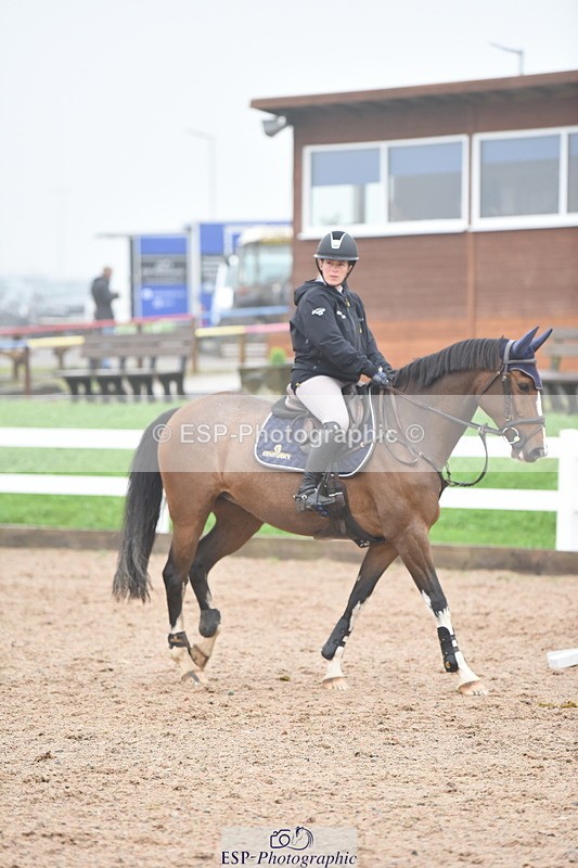 230917A-135652-07249 - Cls 36 1.05m Amateur Qualifier