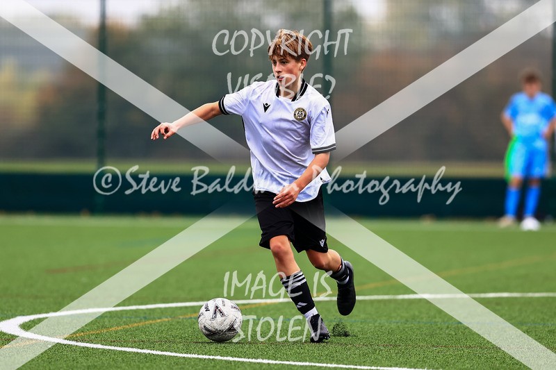 1DX31356 - 2025-10-12 FC Abbey Meads U15 Blue V Hungerford Town Juniors U15 Black