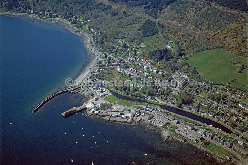 A00325A Crinan Canal at  Ardrishaig in 2002 - West and south coastlines