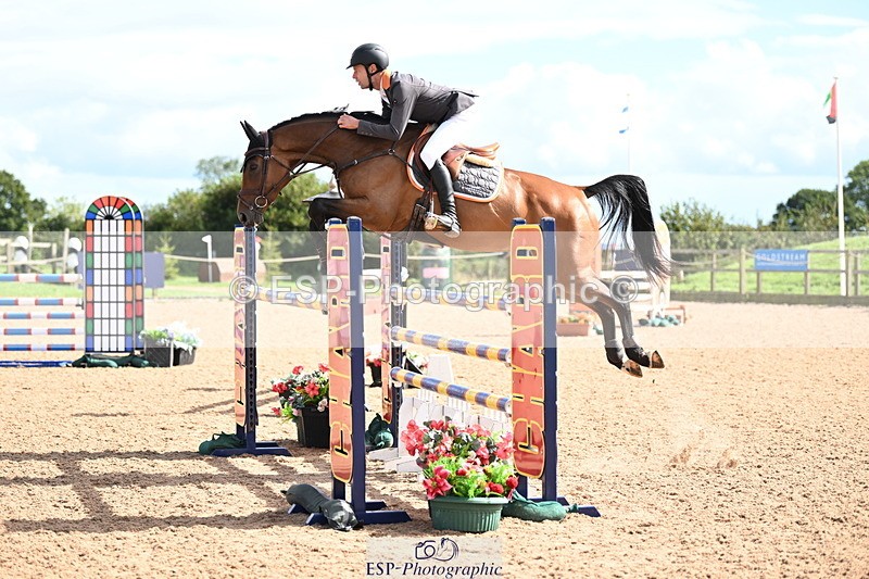 240912A-140839-02120 - Cls 5 National 1.30m Open