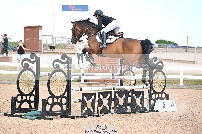 250709-151137-01085 - Cls 6 Snr Fox & 1.20m