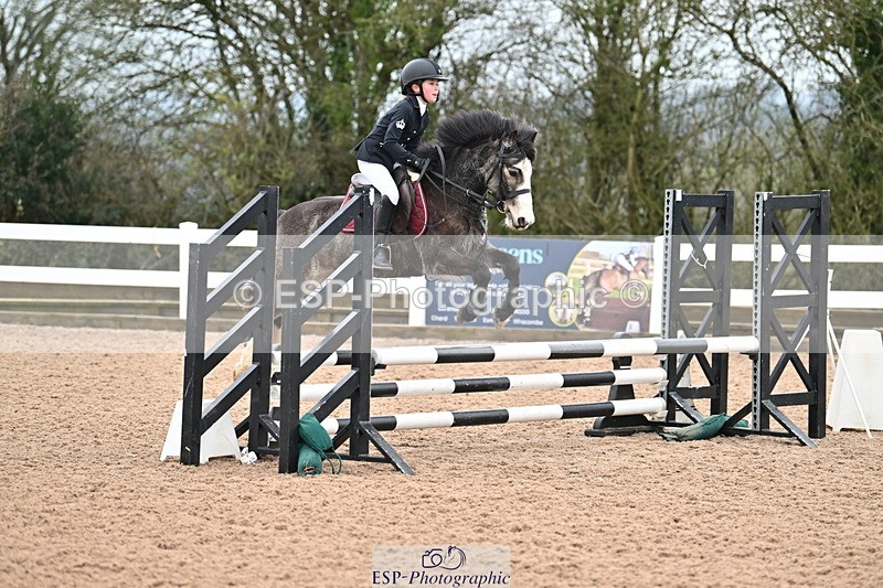 240309A-100735-00026 - Cls 1 Pony Intro 70cm