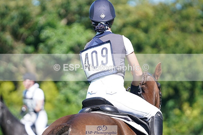 240811A-161410-06230 - 409-