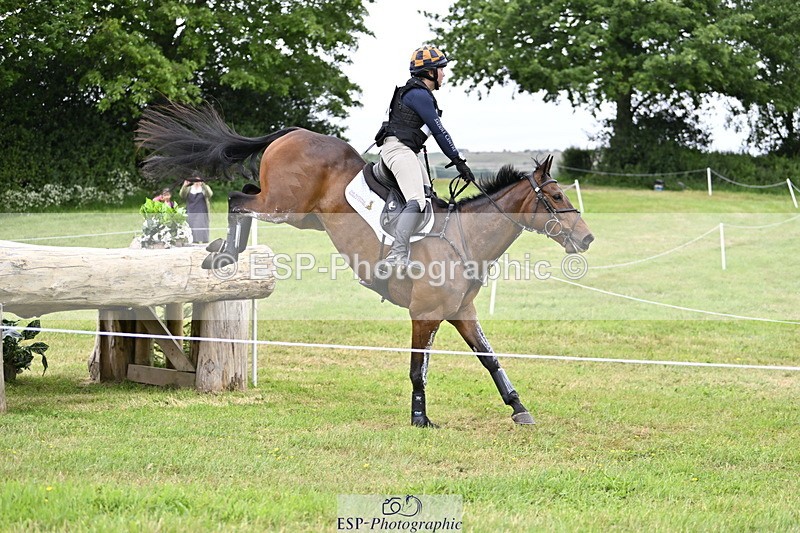 250524A-122655-09712 - B-325-Kat.Raybould-MONBEG.SHELBY