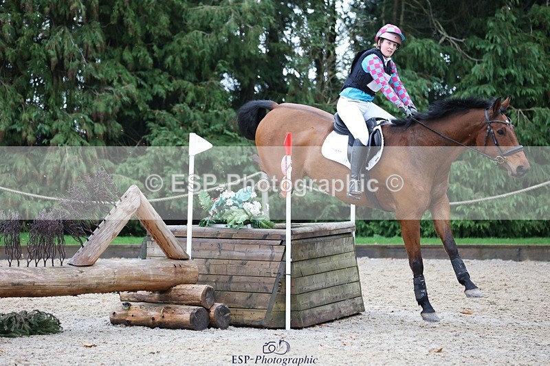 231118-141206-02184 - Cls 3 90cm