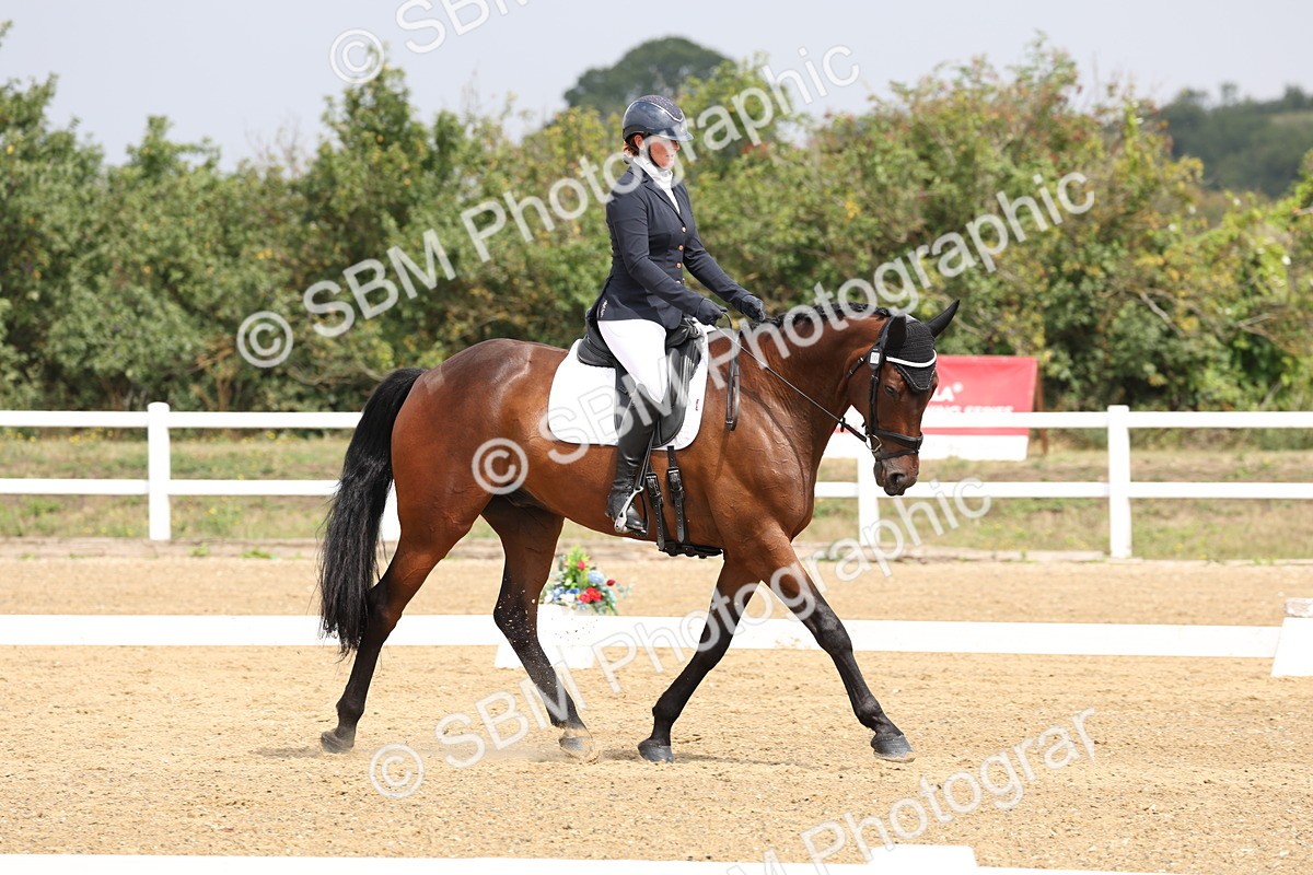 SBM_006230 - Class 6 - novice 6 - 11.50-12.46