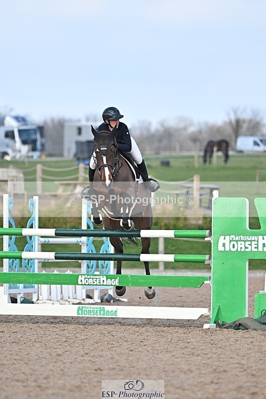 250326-144607-01241 - Cls 6 Foxhunter and 1.20m