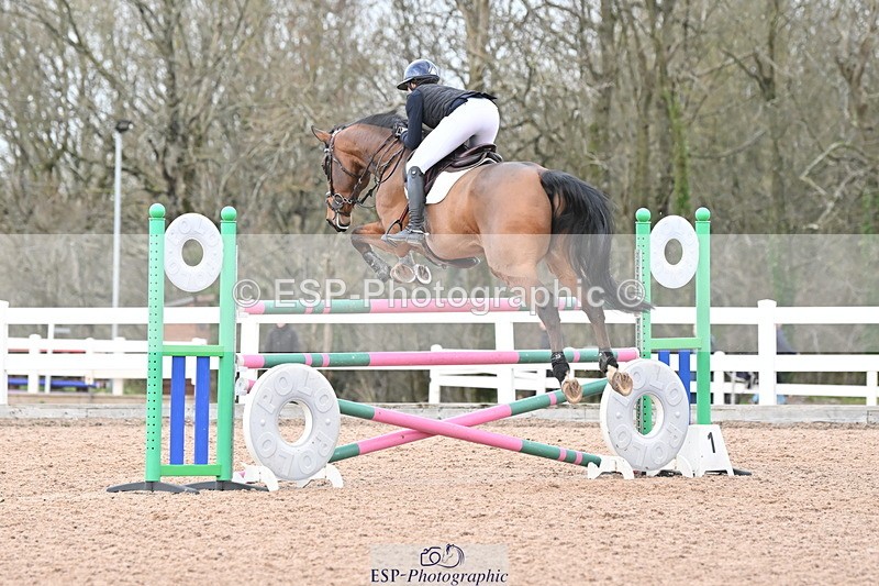 231208A-144846-01217 - Cls 7 National 1.30m & 1.40m