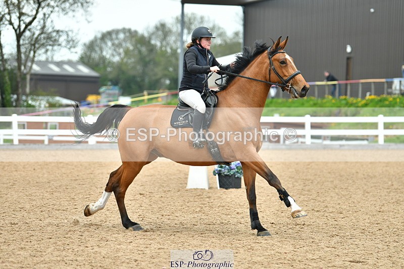 230504A-134116-01945 - Cls 4 95cm Amateur Quali