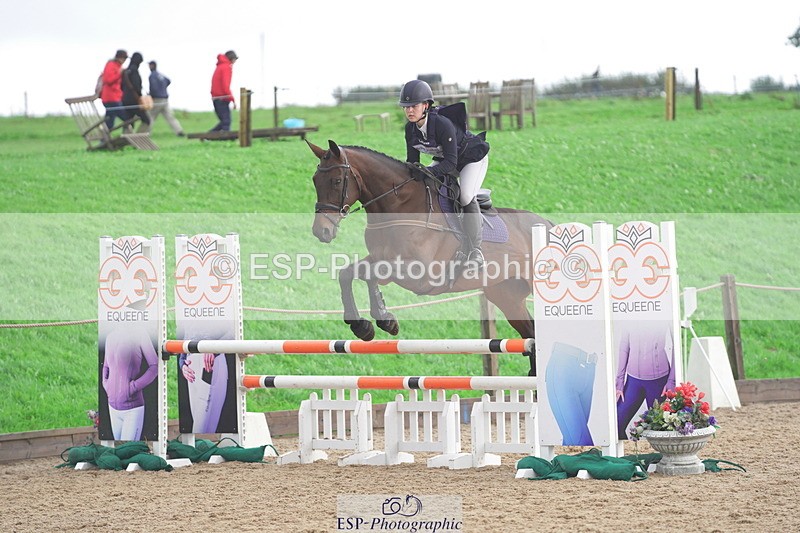 230924A-114218-04630 - 100 SJ 11.00 to 12.00