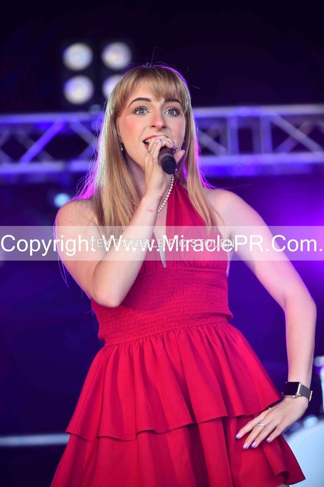 SH4_2191 - Lizzie Stanway
