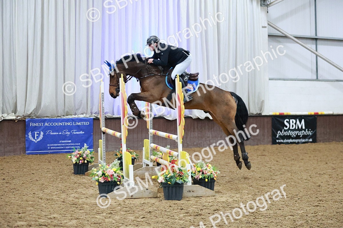 SBM_004608 - Class 17 - Senior Newcomers - 1.10m