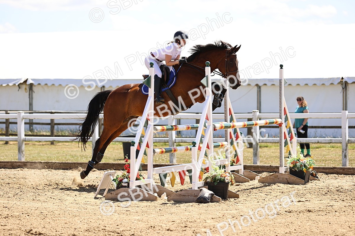 SBM_014844 - Class 15 - Senior Newcomers - 1.10m Open