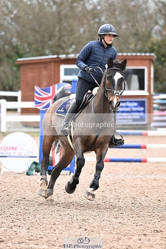 251205-101537-00184 - Cls 2 Snr British Novice and 90cm