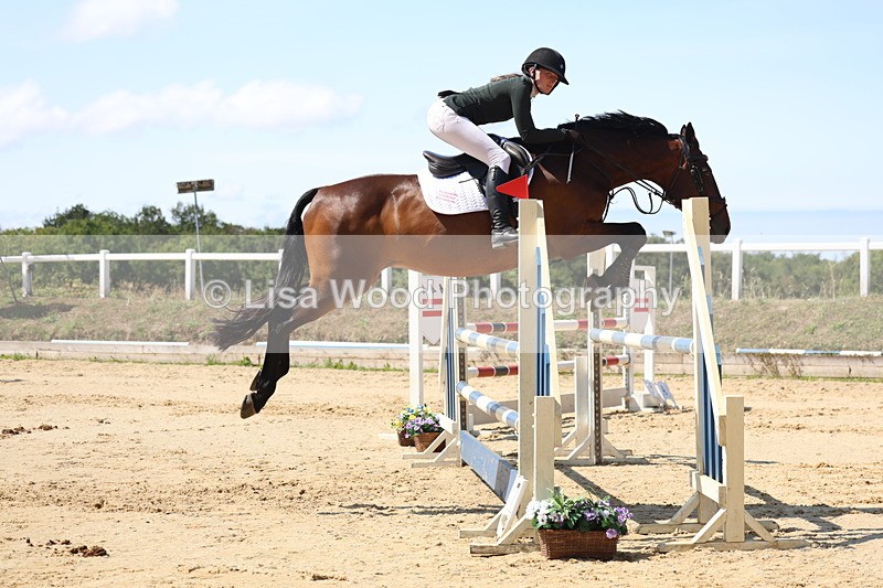 3E7A1606 - Class 7: Senior 1.05m