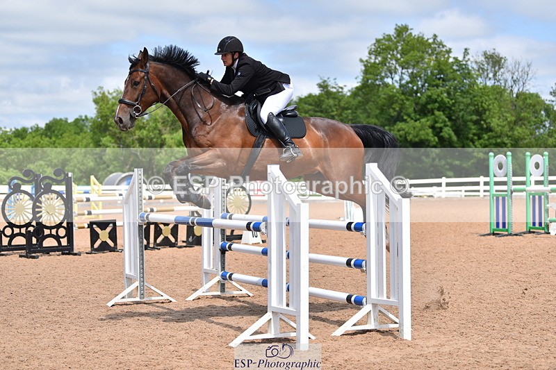 230531A-122209-00274 - Cls 4 Newcomers & 1.10m Open