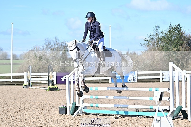 250314-113053-00322 - Cls 2 British Novice and 90cm