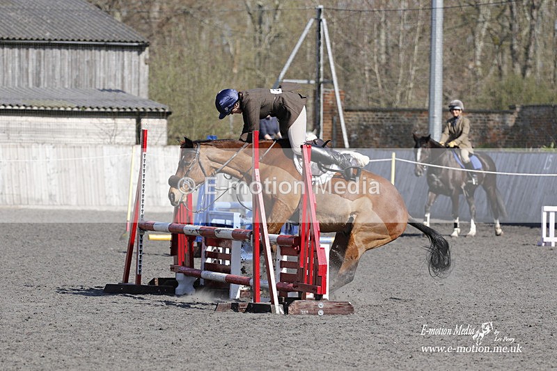 _EST0820 - Bourne Valley Riding Club Winter Showjumping 27/03/22