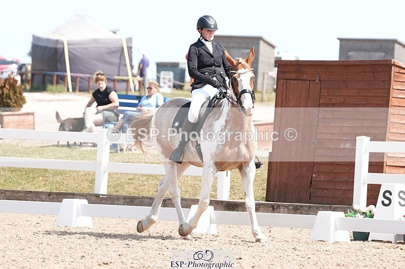 250817-123257-09109 - 161-Isabel.LawsonIn.the.pink