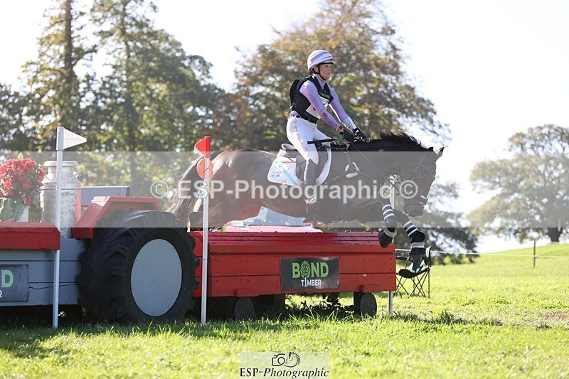 241026-115921-13303 - 390-Pippa.Howell-Phippard-NO.LIMIT.II