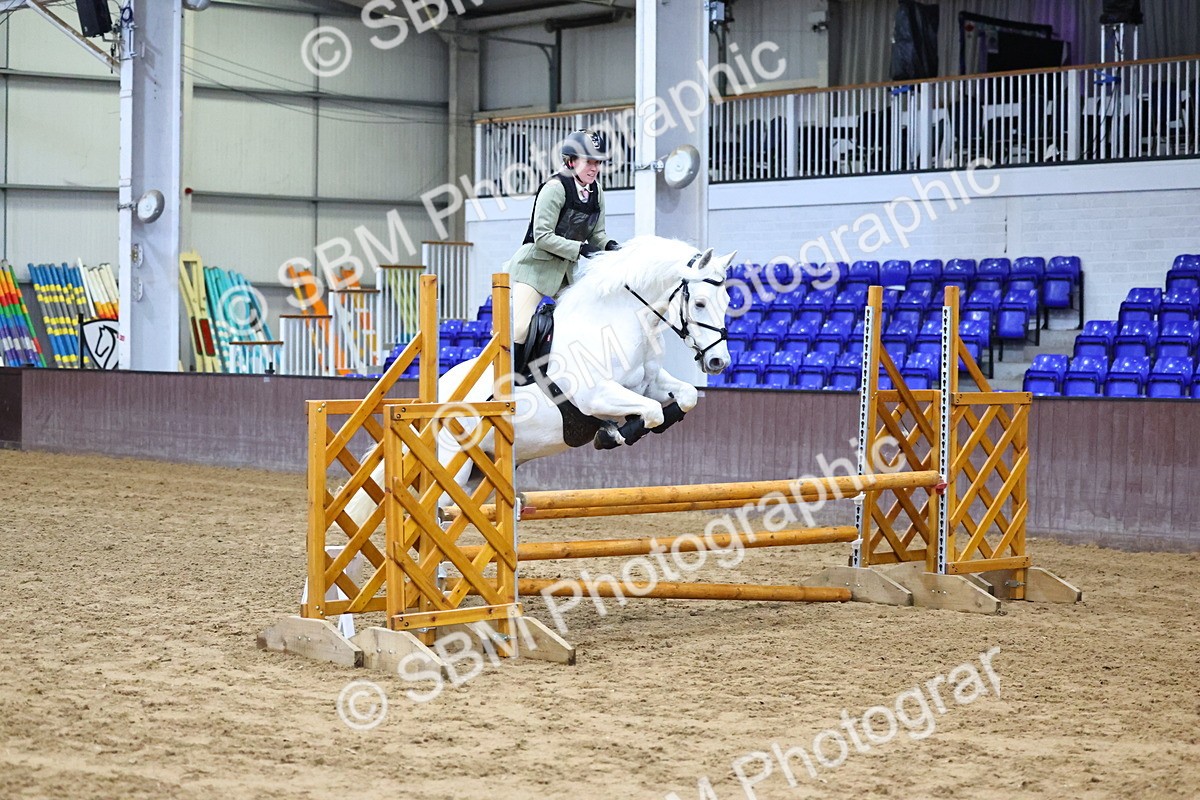 SBM_003539 - Class 37 - 80cm Training Stakes