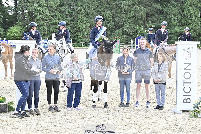 250525A-161327-18556 - Presentations Section C CCI 2 Star Long