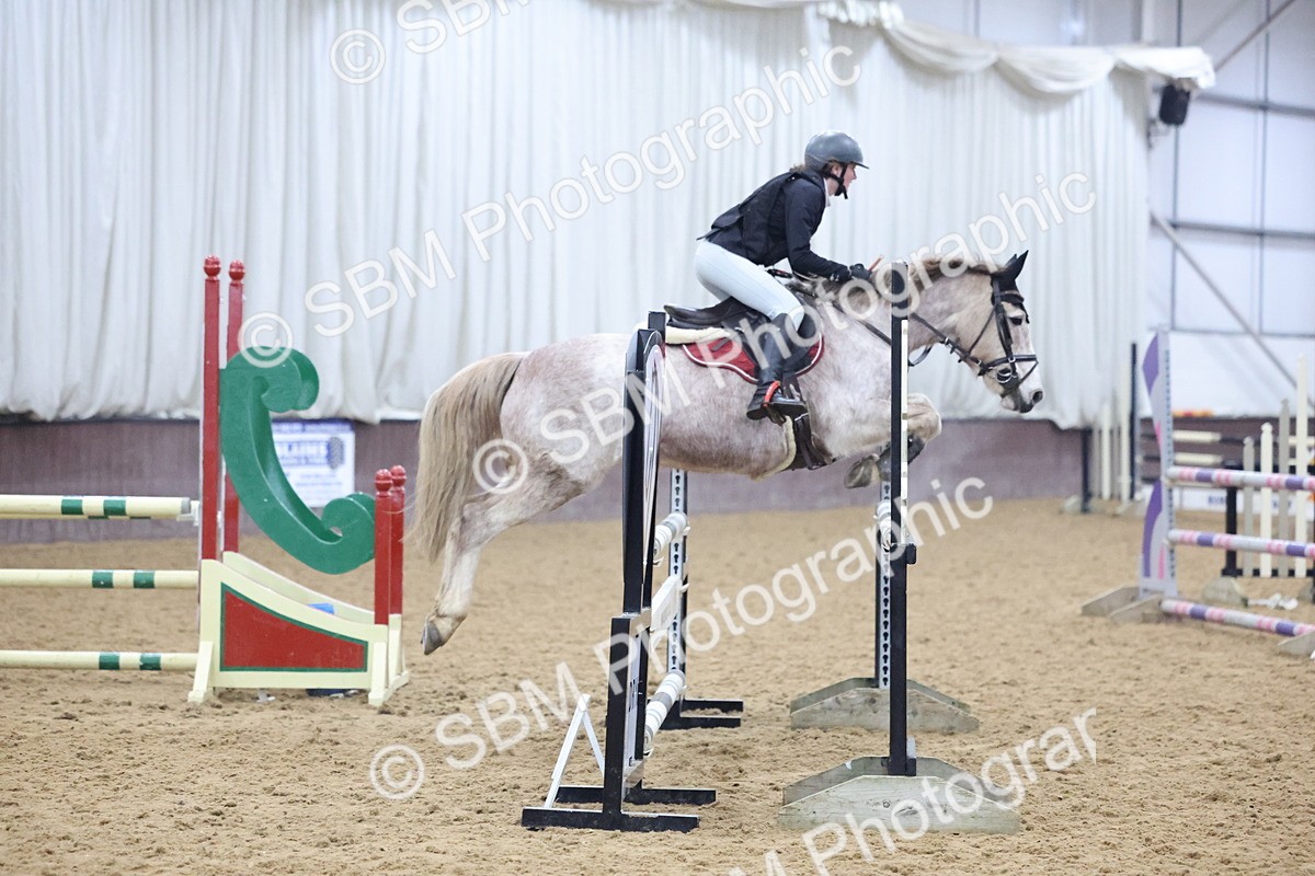 SBM_003341 - Class 11 - Blue Chip Pony Newcomers - 1.00m Open