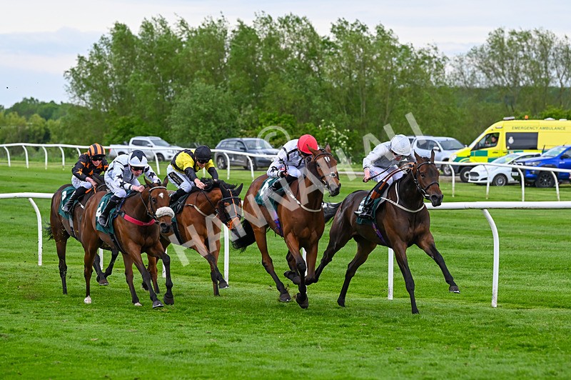 210526-Race 7-Velvet Rhythm-5050 - Race 7 17.27pm Racing Again 30th May Fillies' Handicap