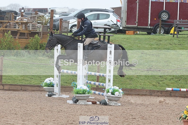 250418-094543-00517 - 051-Alex.Jupp-CARRY.ON.REGARDLESS