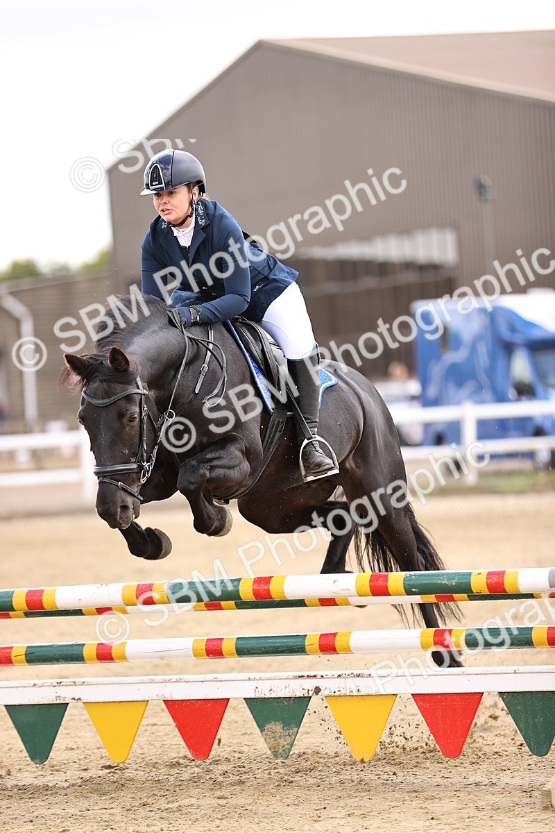 SBM_007920 - Class 3 - 90cm showjumping