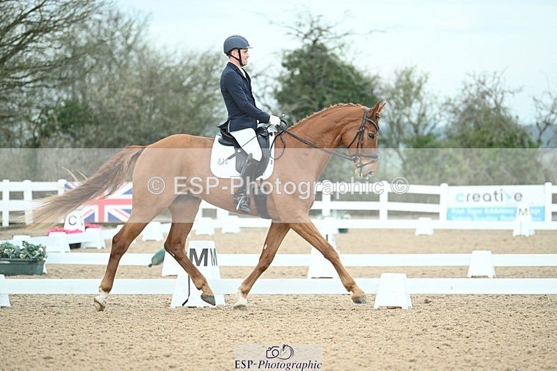 250403-084822-00393 - 034-Alejandro.Farina-Davian.Hit