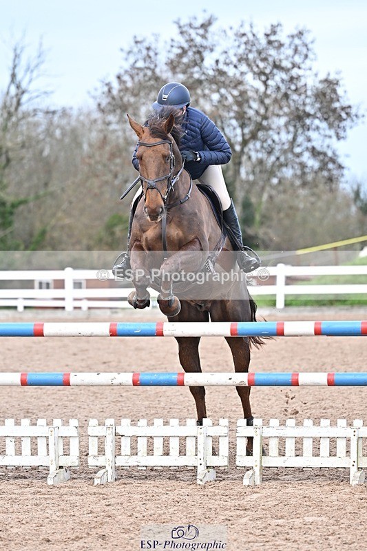 251126-133428-00595 - Cls 5 Foxhunter and 1.20m