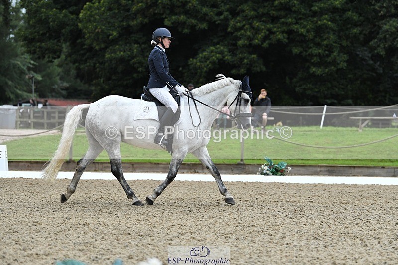 230812-093024-02792 - Cls 6 Novice Silver Start to 10.20 break