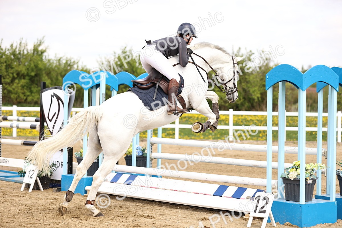 SBM_002358 - Class 11 - Senior newcomers - 1.10m