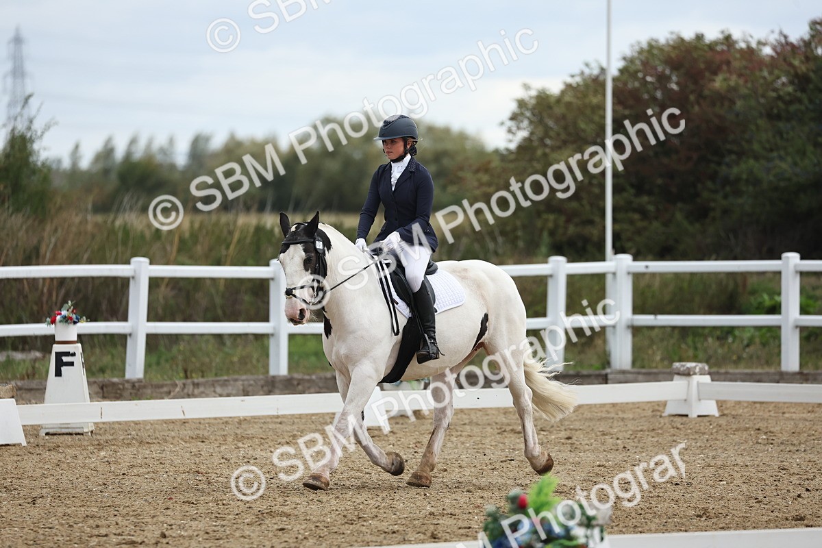 SBM_004209 - Class 8 - Novice 3 Champs