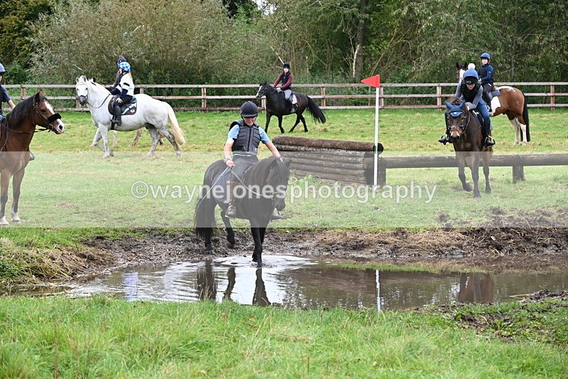 WJ6_7110 - Time at Photographer 13:06 to 13:23