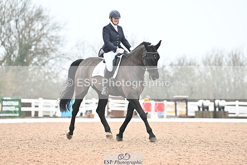 240217A-112704-01327 - 227-Jo.Roberts-Majestic.C