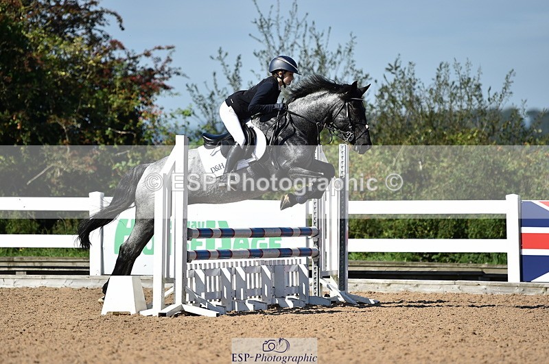 230903A-104902-04039 - Cls 18 Pony Brit Novice & 80cm Open