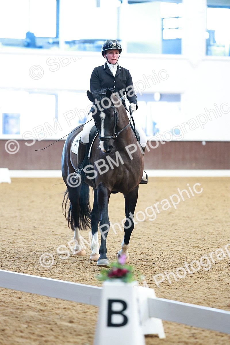 SBM_001258 - Class 18-15-16-22 - Elementary 5 Novice 5-Novice 6