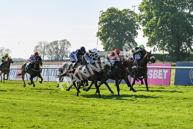180524-Race 6-Diamondonthehill-Yorkshire-9795 - Race 6