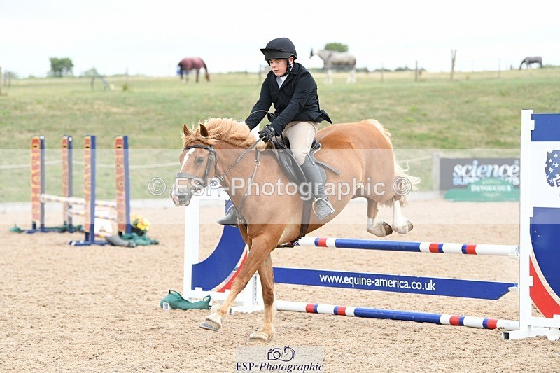 250807-130215-00952 - 70cm Round 2