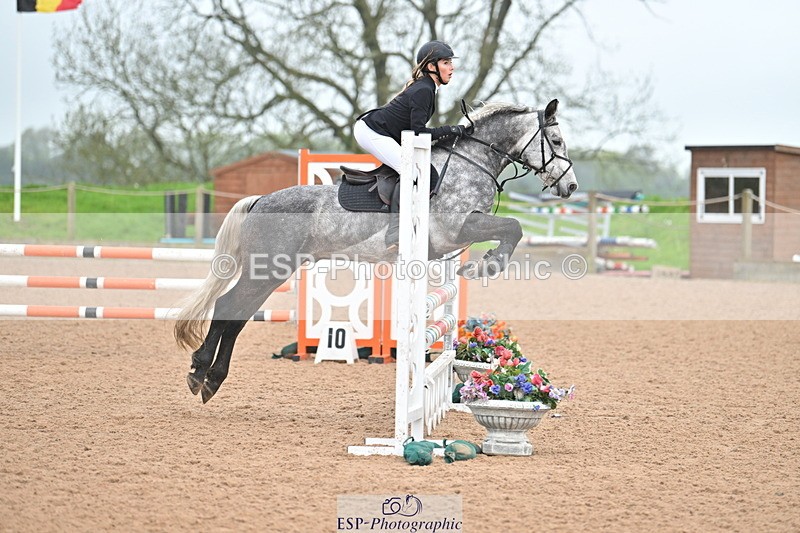 240505A-111012-04769 - Cls 3  Pony Discovery & 90cm Open