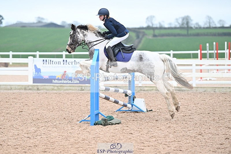 240128A-121732-00823 - Cls 4 Pony Newcomers and 1m Open