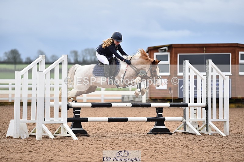 231203A-094012-00034 - Cls 1 Intro 70cm