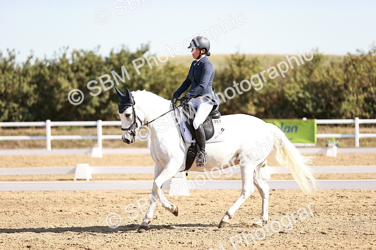 SBM_004414 - Class 12 - Novice 5 - 9.07-10.10