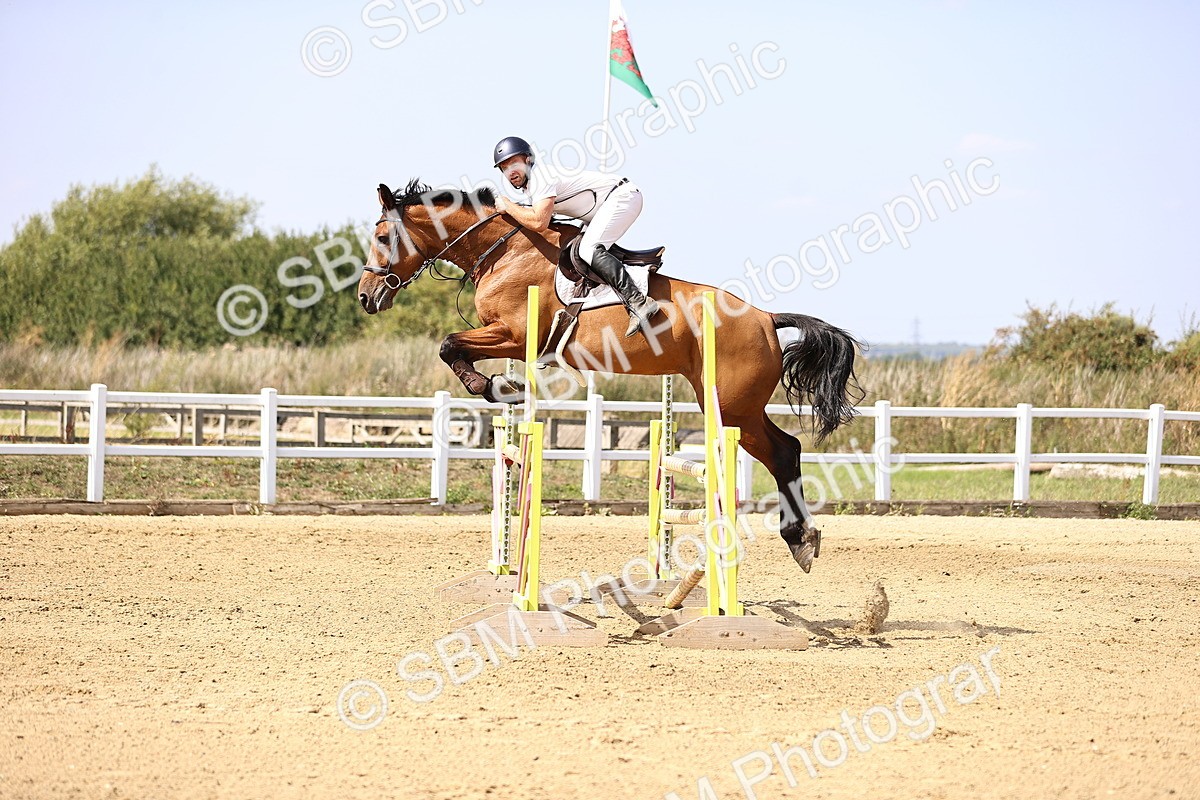 SBM_006770 - Class 12 - Amateur Championship Qualifier 1.05m