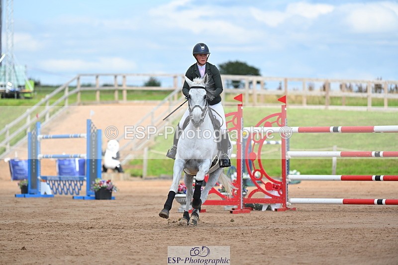 230721A-155232-07468 - Cls 10, 2 Star Big 1.45m Start to break